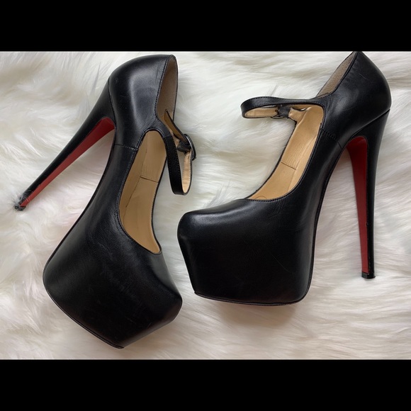 louboutin lady daf
